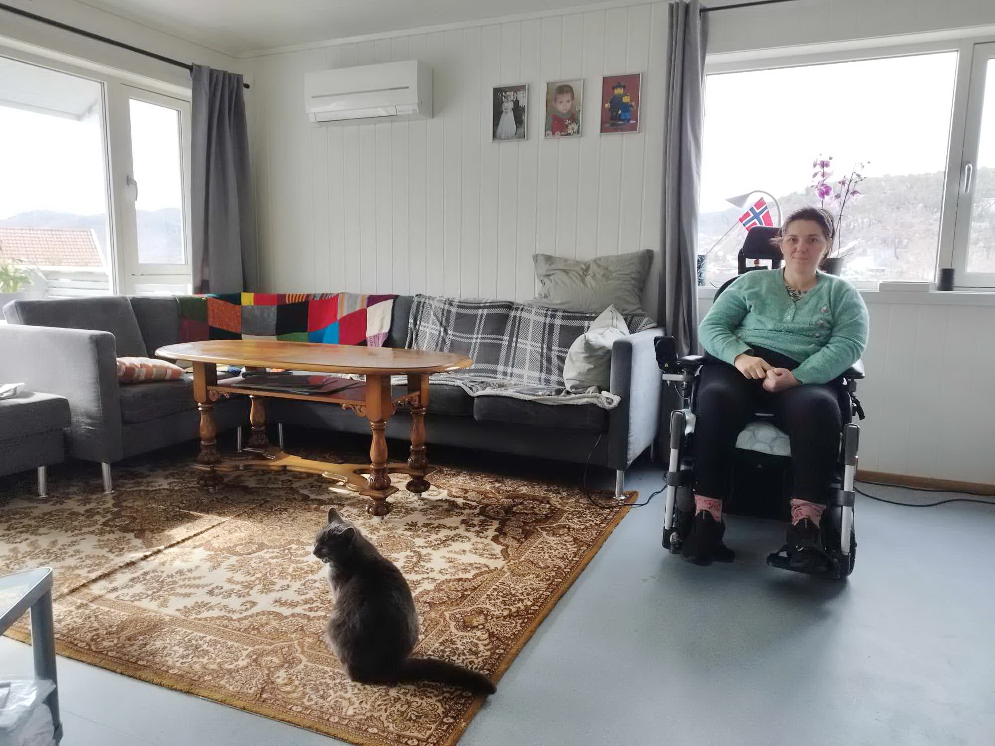 233455656767676756564