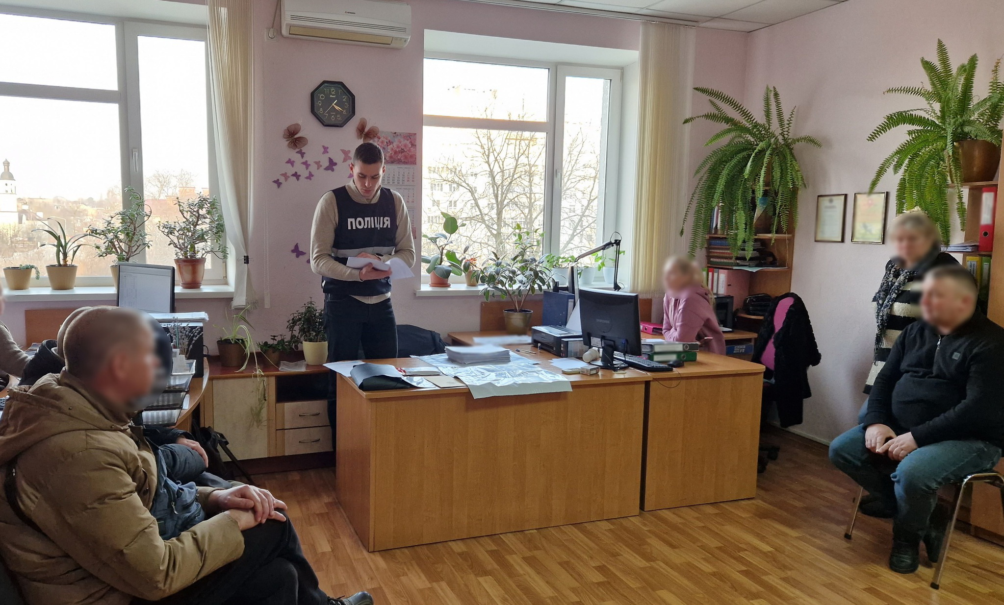 233656698111252116 n