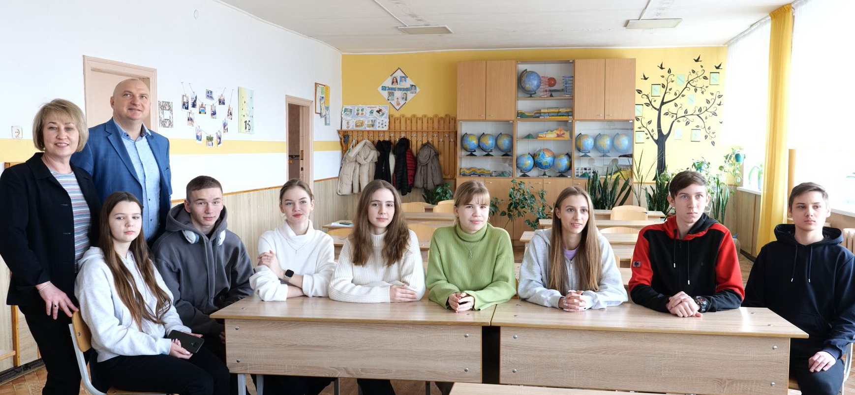 34554667563434347676776