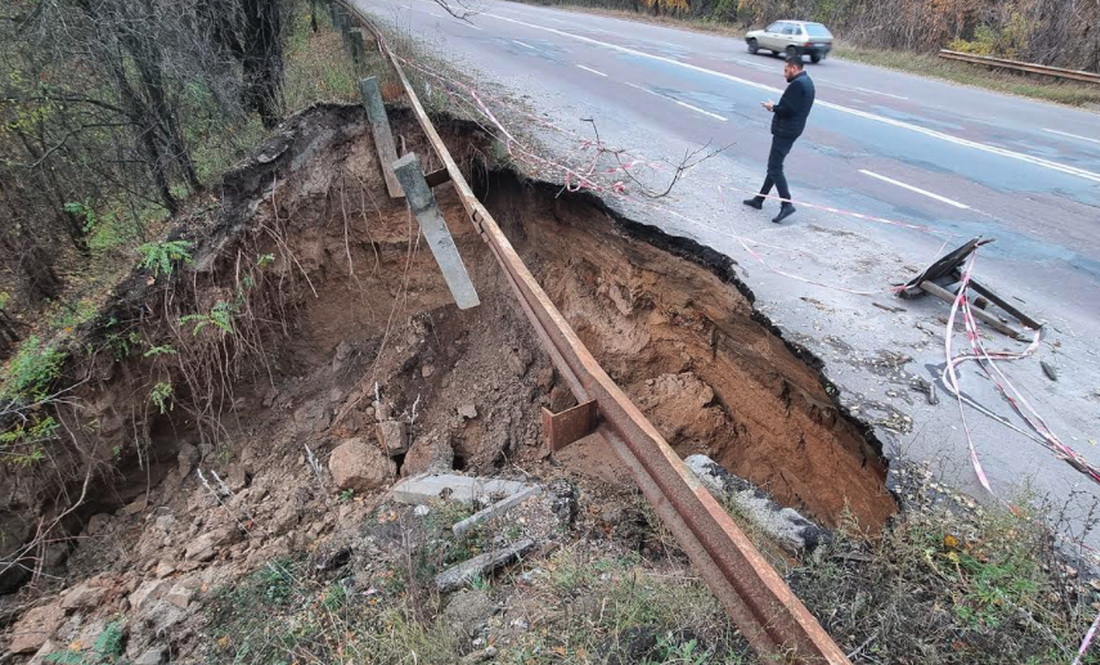 345634564567545464556