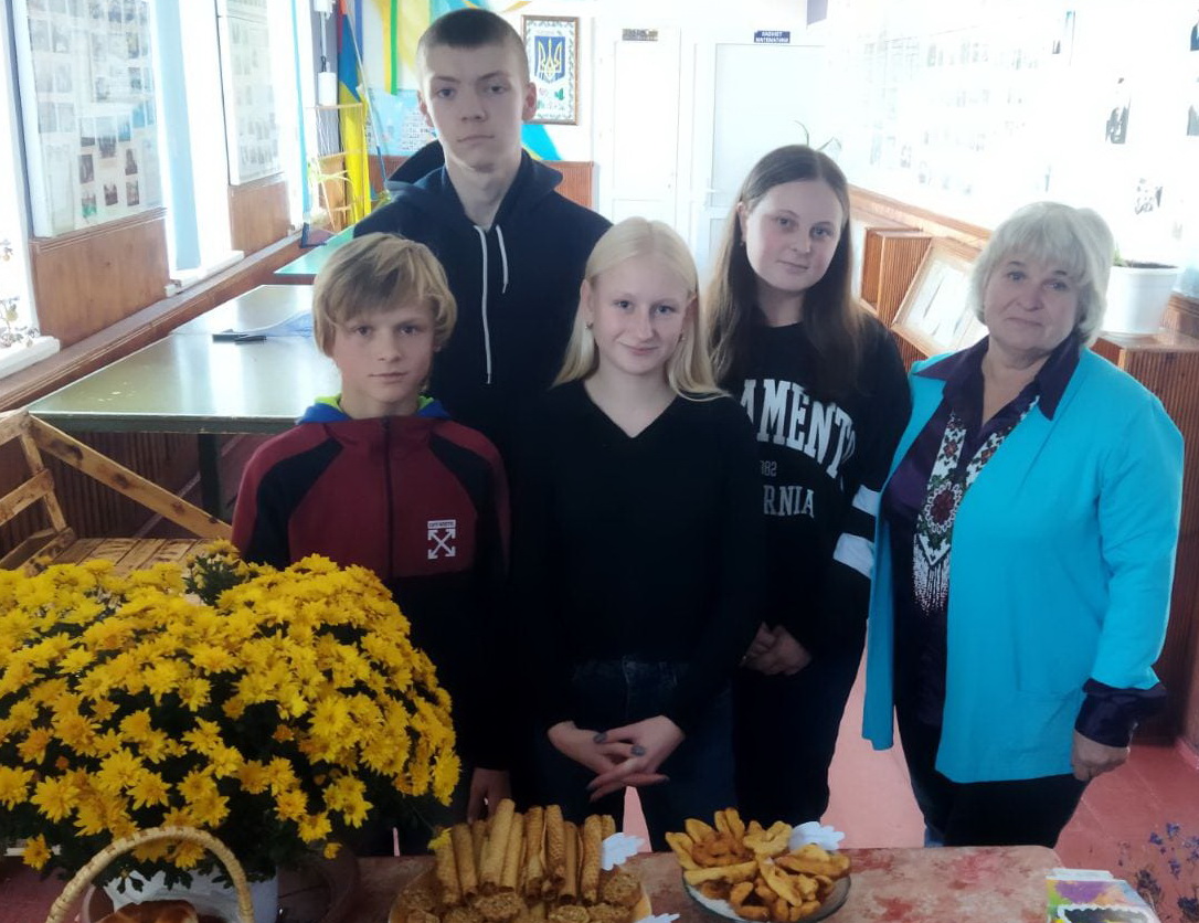 925172285084236574 n