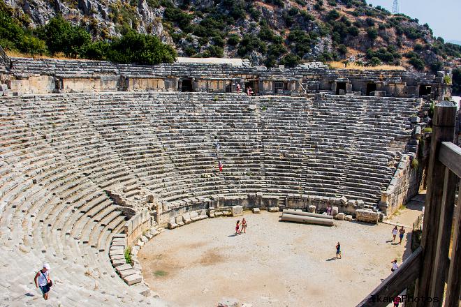 Давній амфітеатр