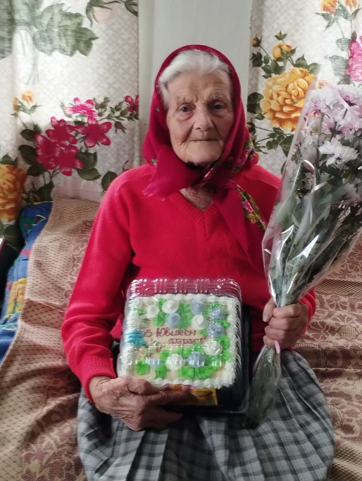 457656785674565436563