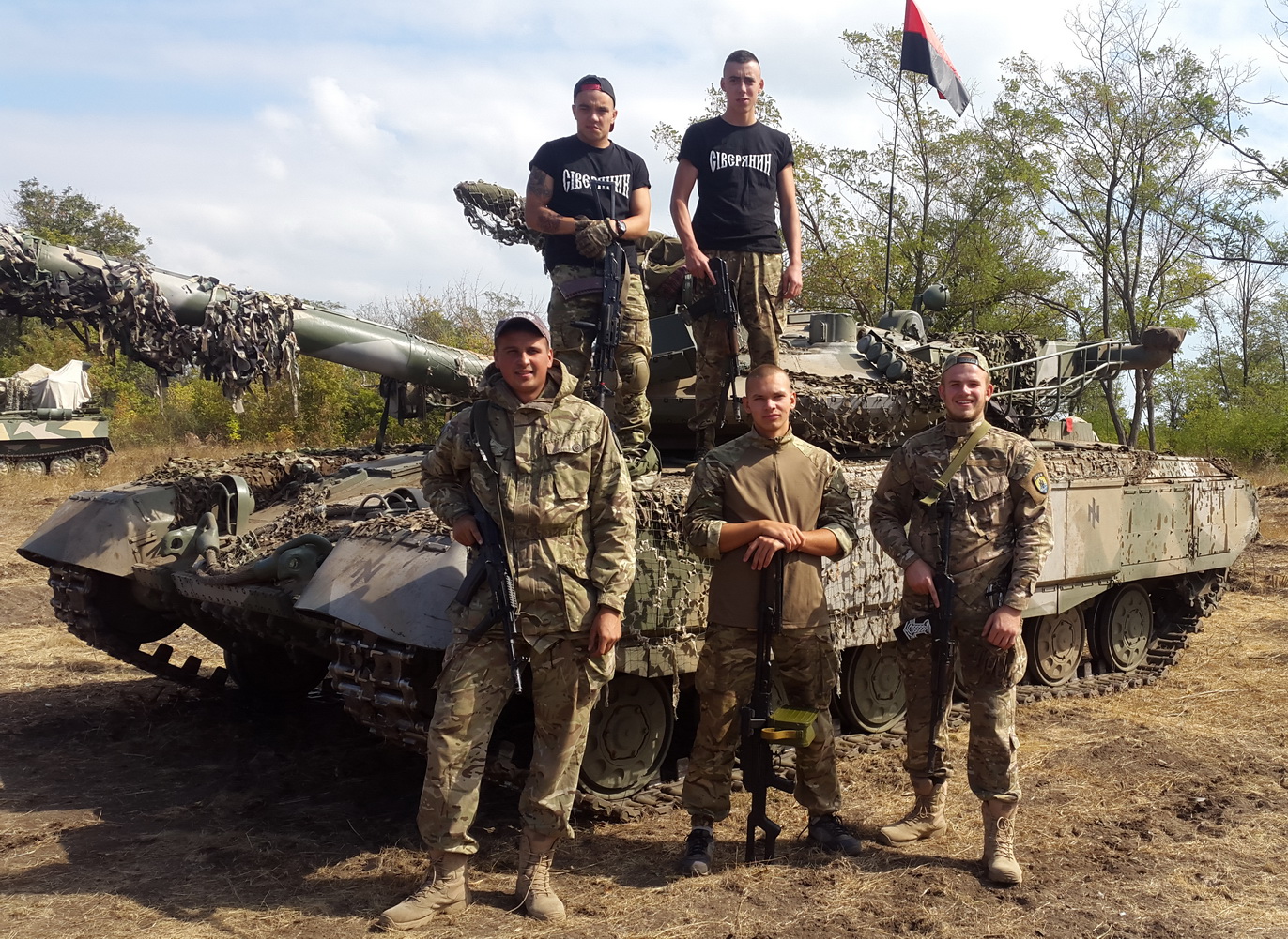 458676486754765746333