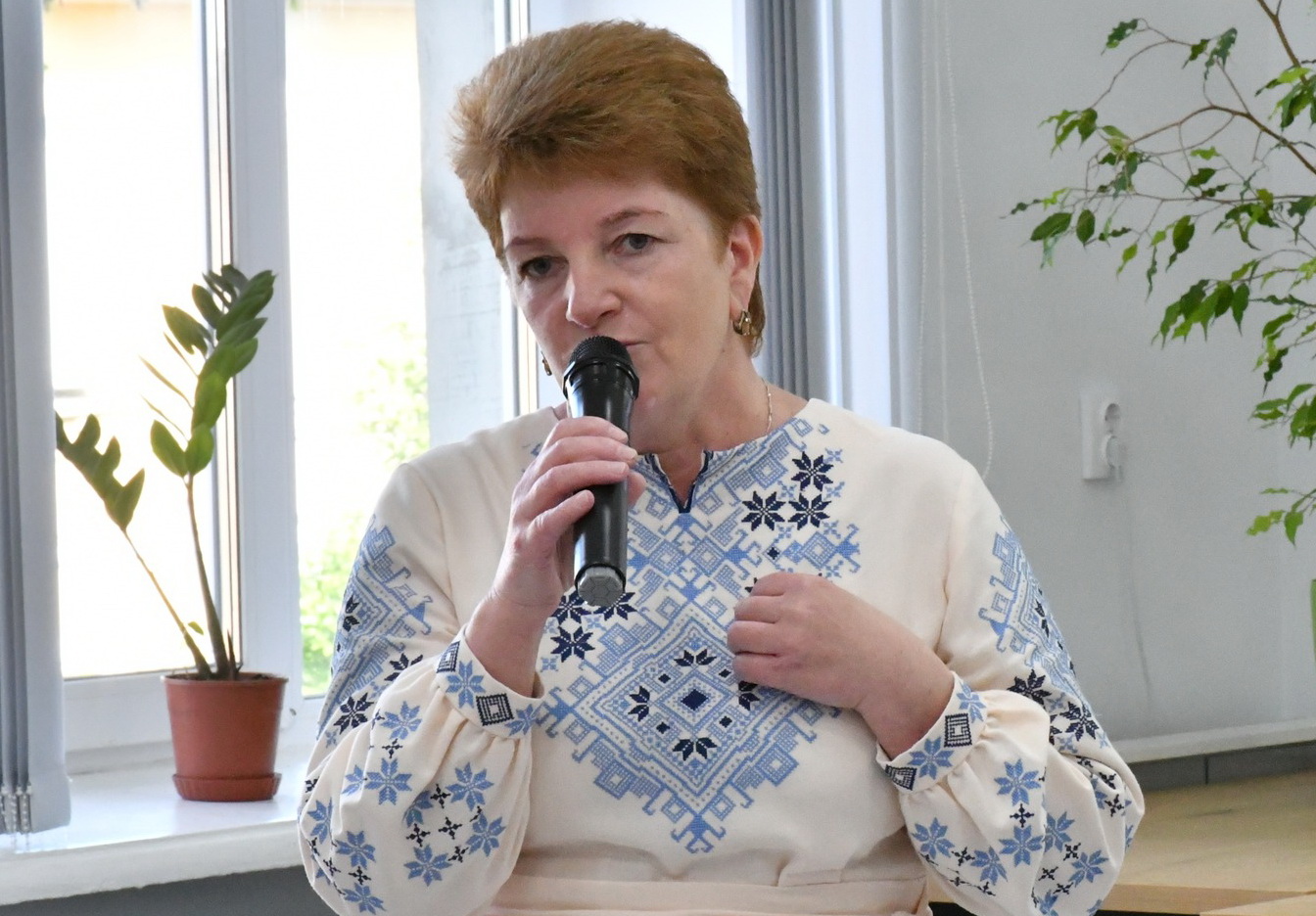 6576876845645654564455