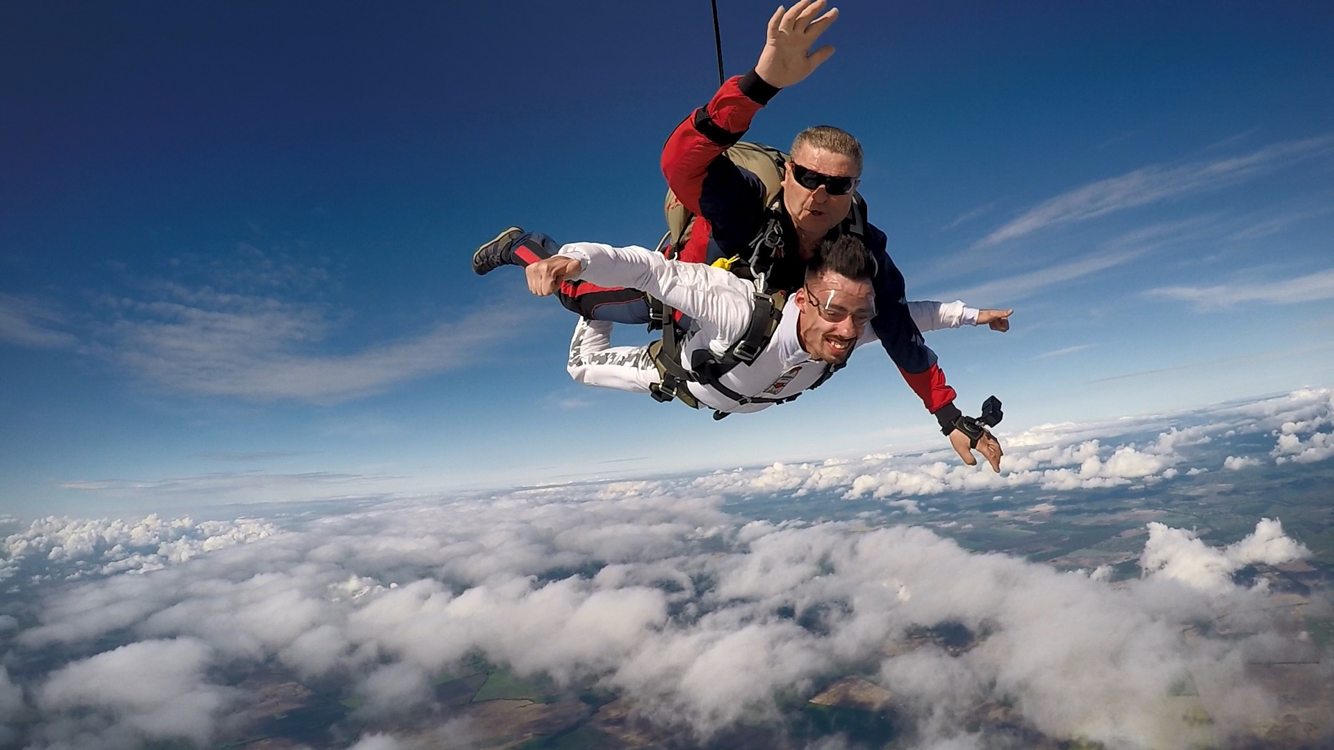 958476854753645343545