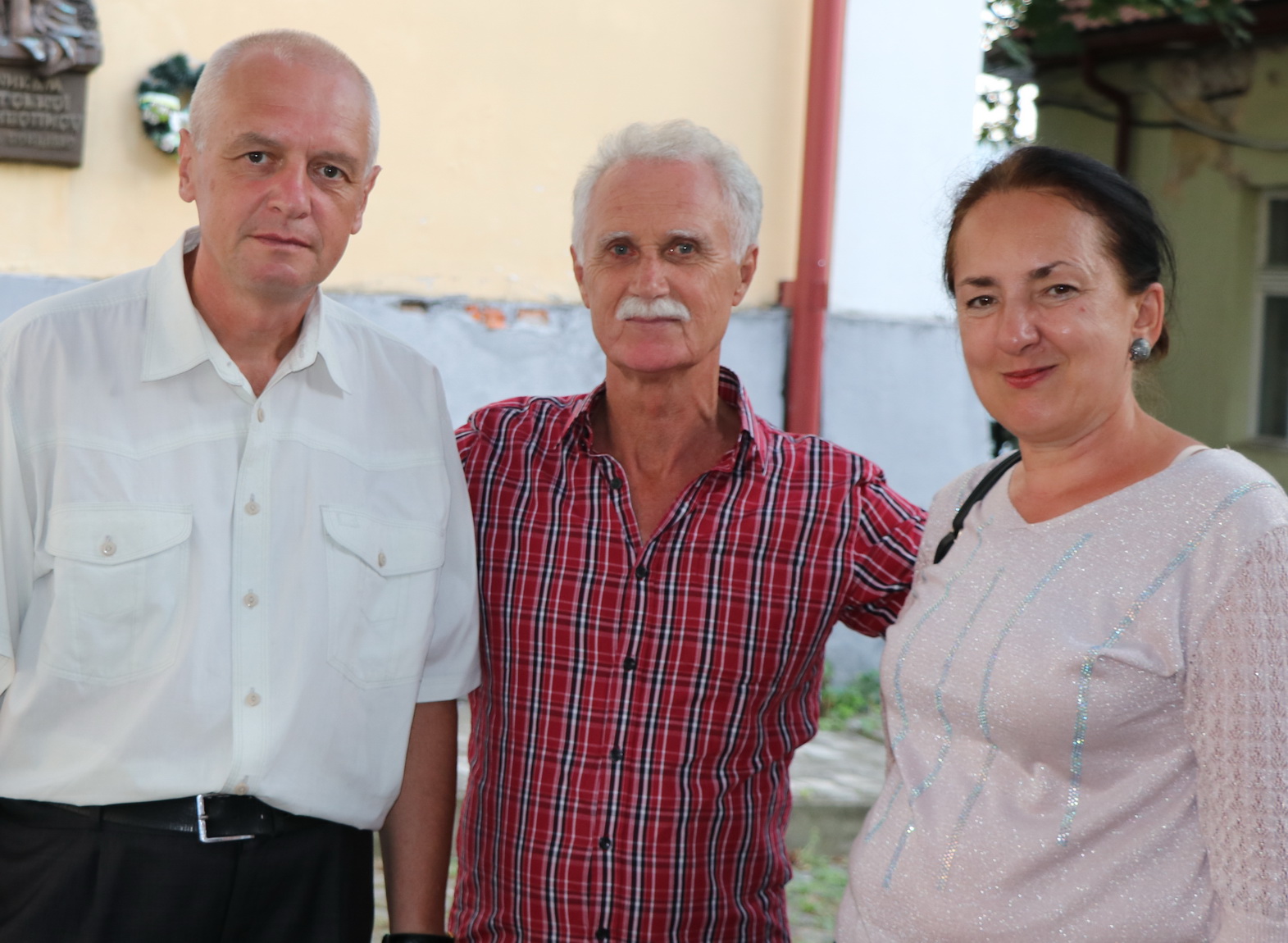 Сергій і Тетяна Дзюби з Анатолієм Кичинським на фестивалі Лицар Карпат в Ужгороді 2019