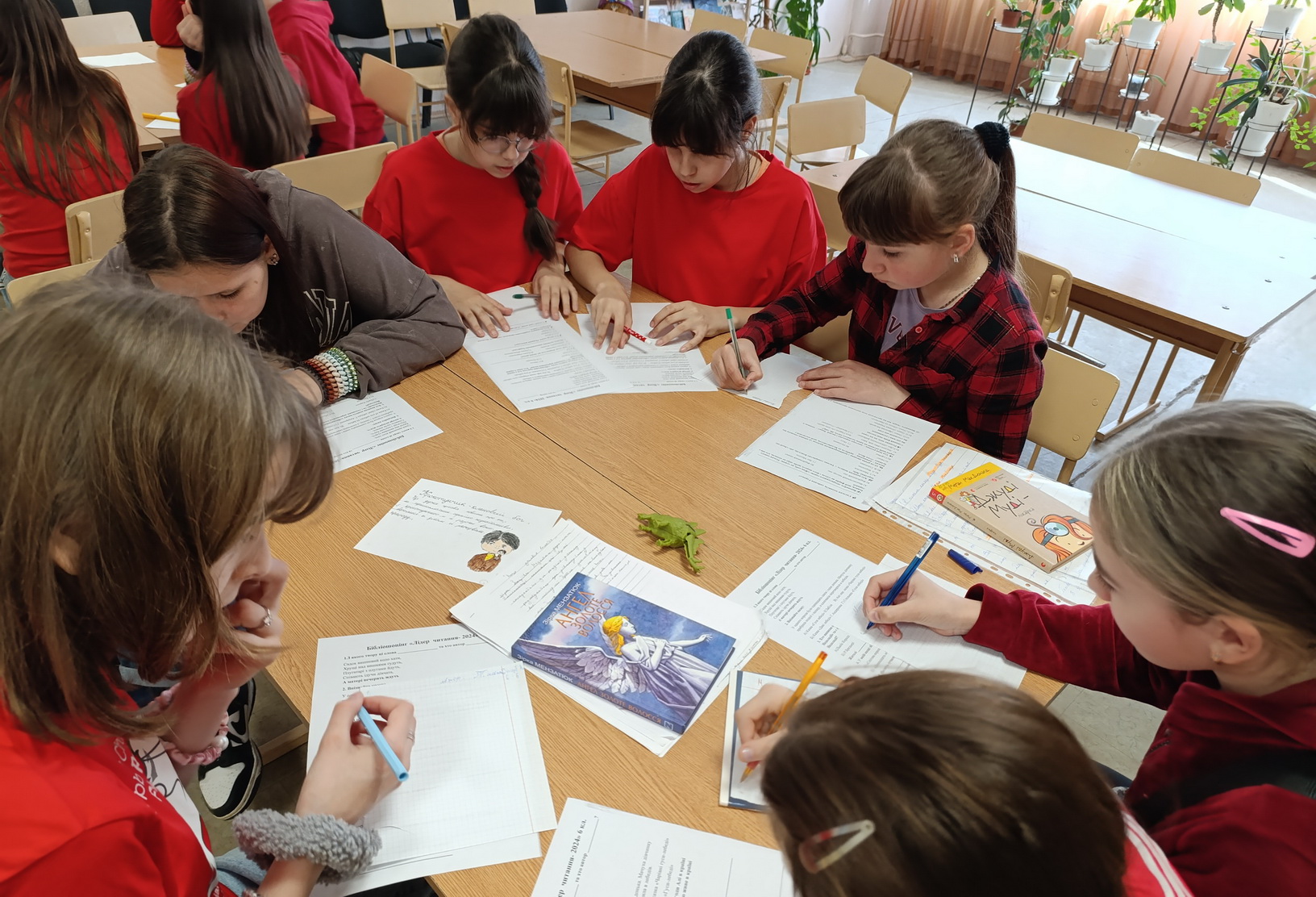 Учасники за роботою