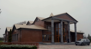 Палац культури у селі Мирне