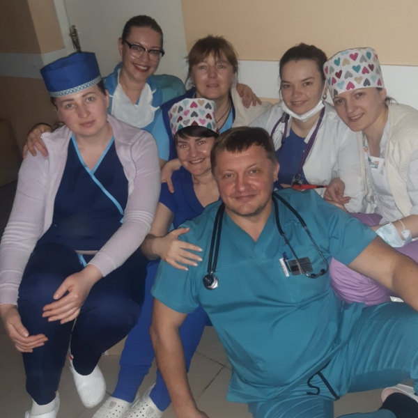 Геннадій Стукало із колективом під час бомбардувань