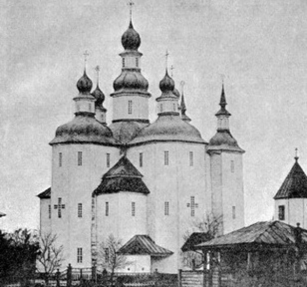 Найбільшу церкву Березного знищили «за непотрібністю»: якою вона була?