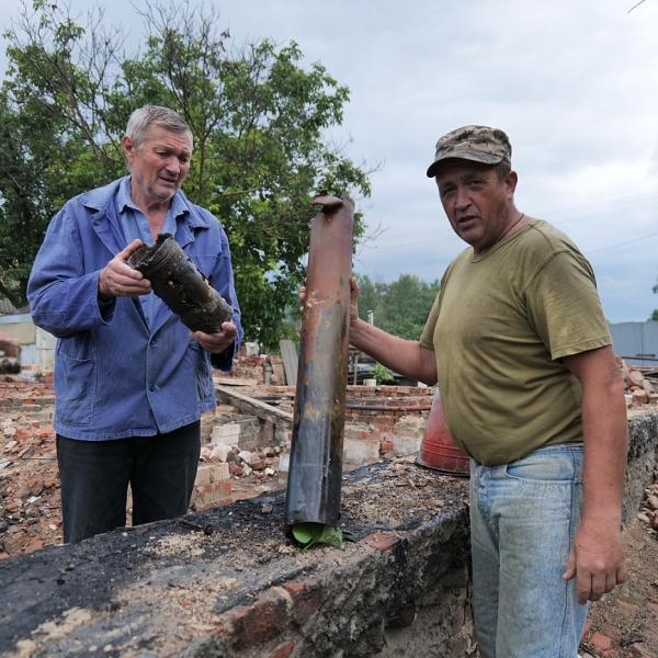 Брати Юрченки демонструють російські вбивчі подарунки