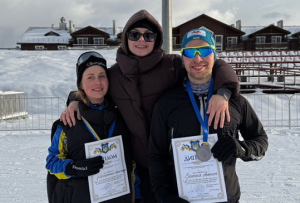 Олександра Даниленко та Антон Силенко з тренеркою Сніжаною Івко