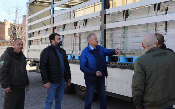 Шість громад отримали сонячні панелі