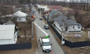 Ягідне вже з вуличним освітленням