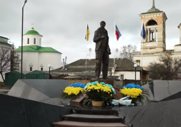 Пам’ятник розстріляному герою з’явився у Ніжині