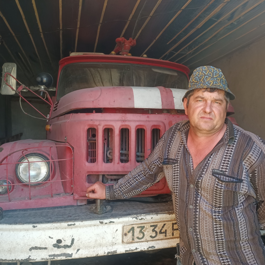 Василь Шестак та його робочий кінь