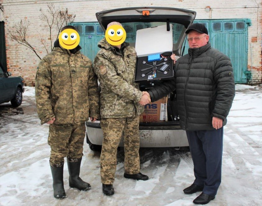 У Ріпках купують дрони