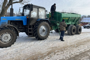 «Земля і воля» чистить дороги