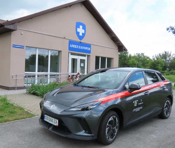 У Іванівській амбулаторії з’явився електромобіль