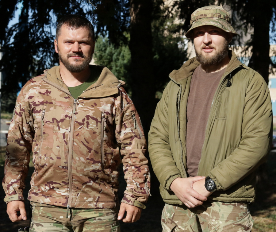 Сергій Бондарець із побратимом Олексієм