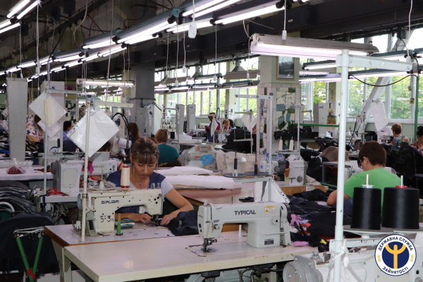 На «Елегант» потрібні швачки