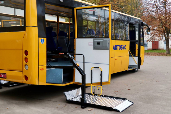 Нові автобуси для шкіл