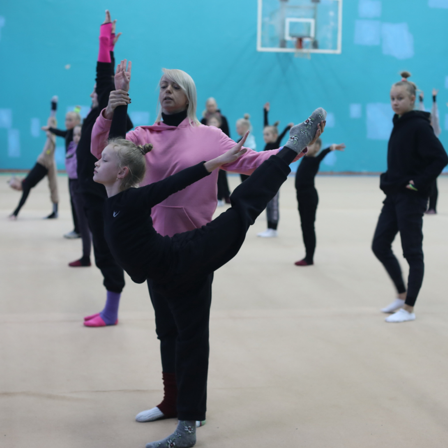 Гімнастика - справа гнучких